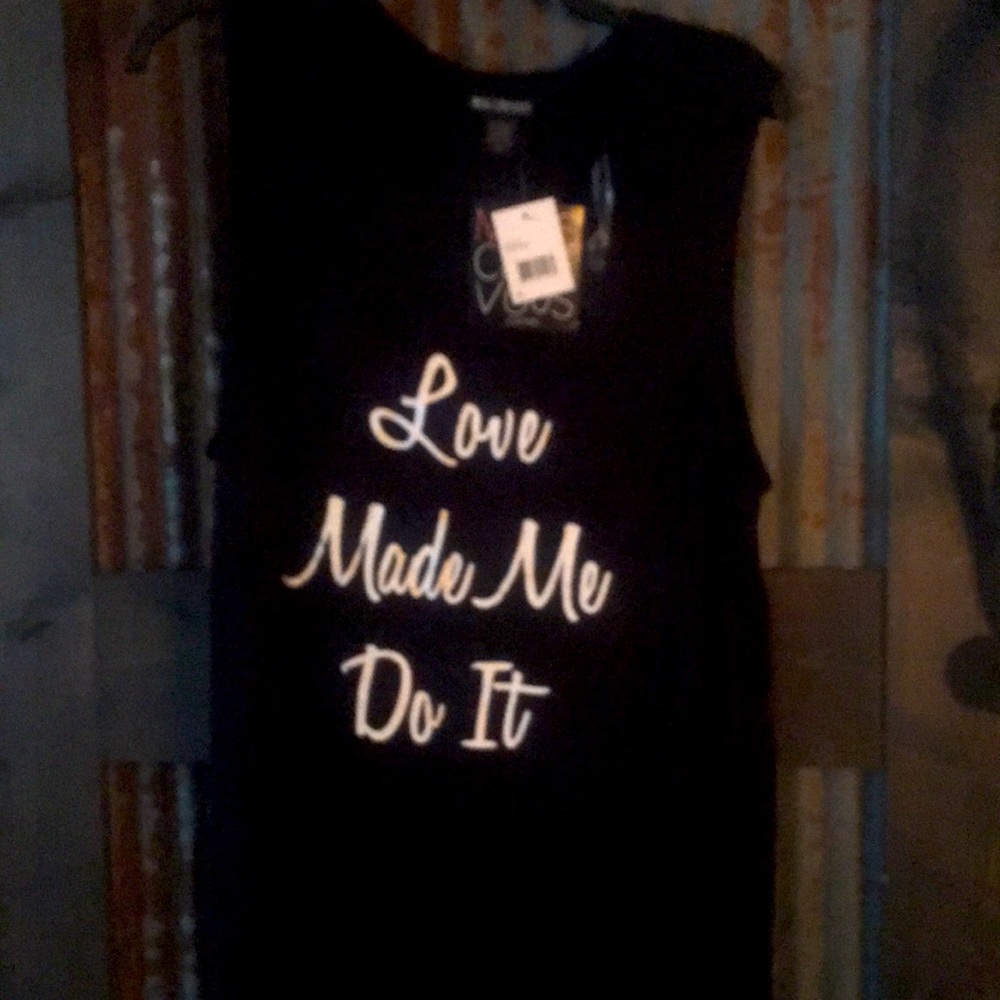 Miss Chievous sz XL women’s tank